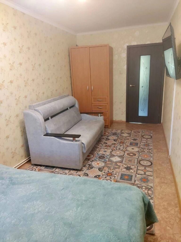 2х комнатная квартира посуточно Юбилейный Луганск