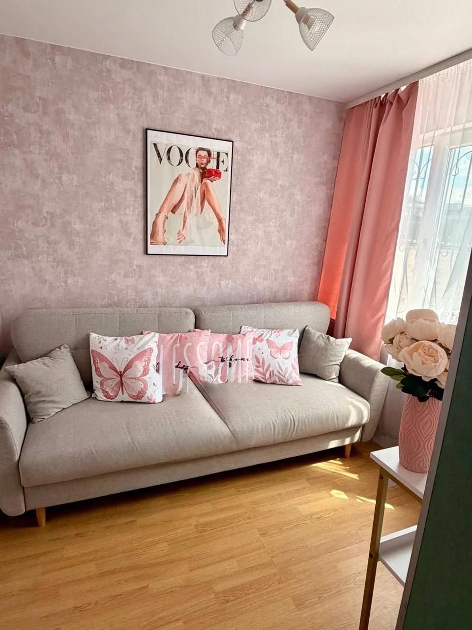 Квартира в центре Луганска — 6500 руб.